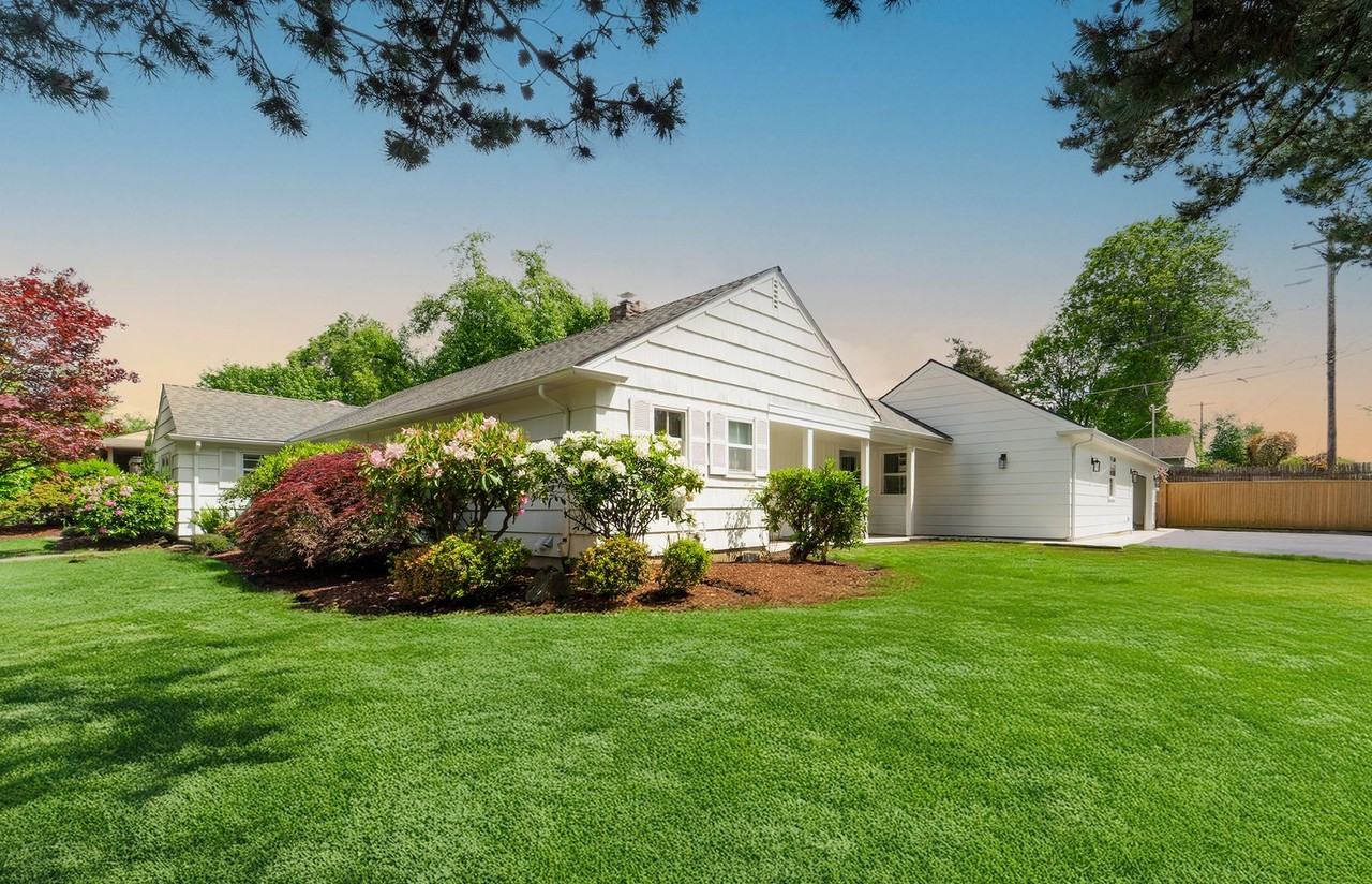 7780 Sw Brentwood St - Photo 3 of 50