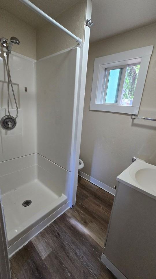 817 E 8th Ave - Photo 6 of 9