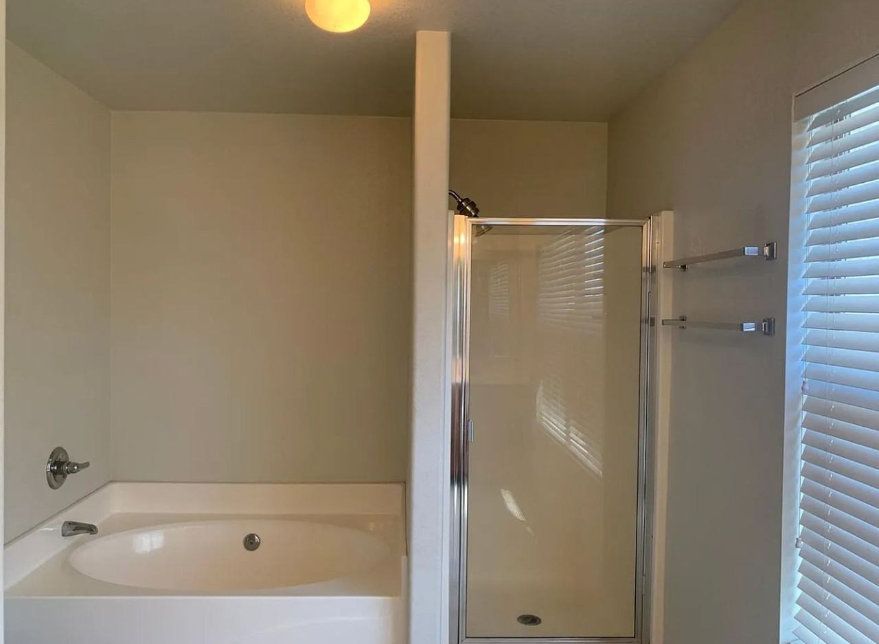 1292 E Clifton Ave - Photo 2 of 4