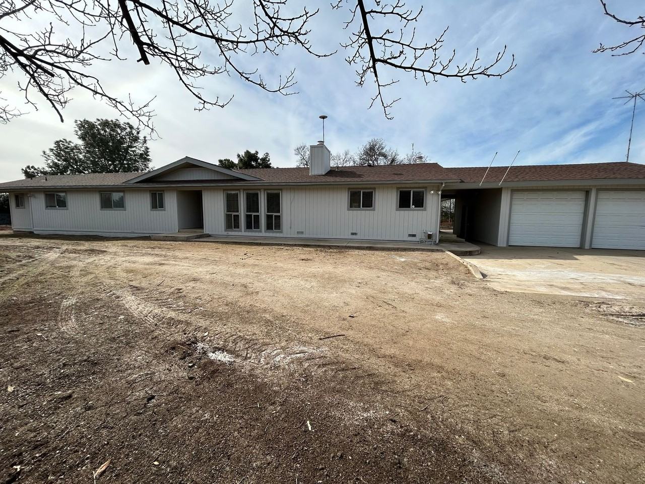 2193 S Plano St - Photo 2 of 22