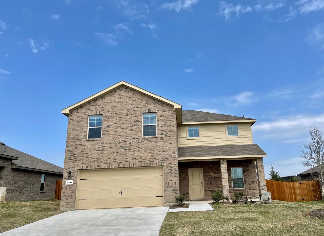 3205 Sweetwater Way - Photo 2 of 22