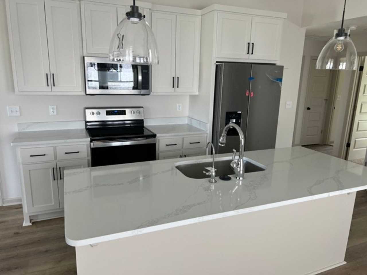 3516 Mill Point Cv - Photo 3 of 9