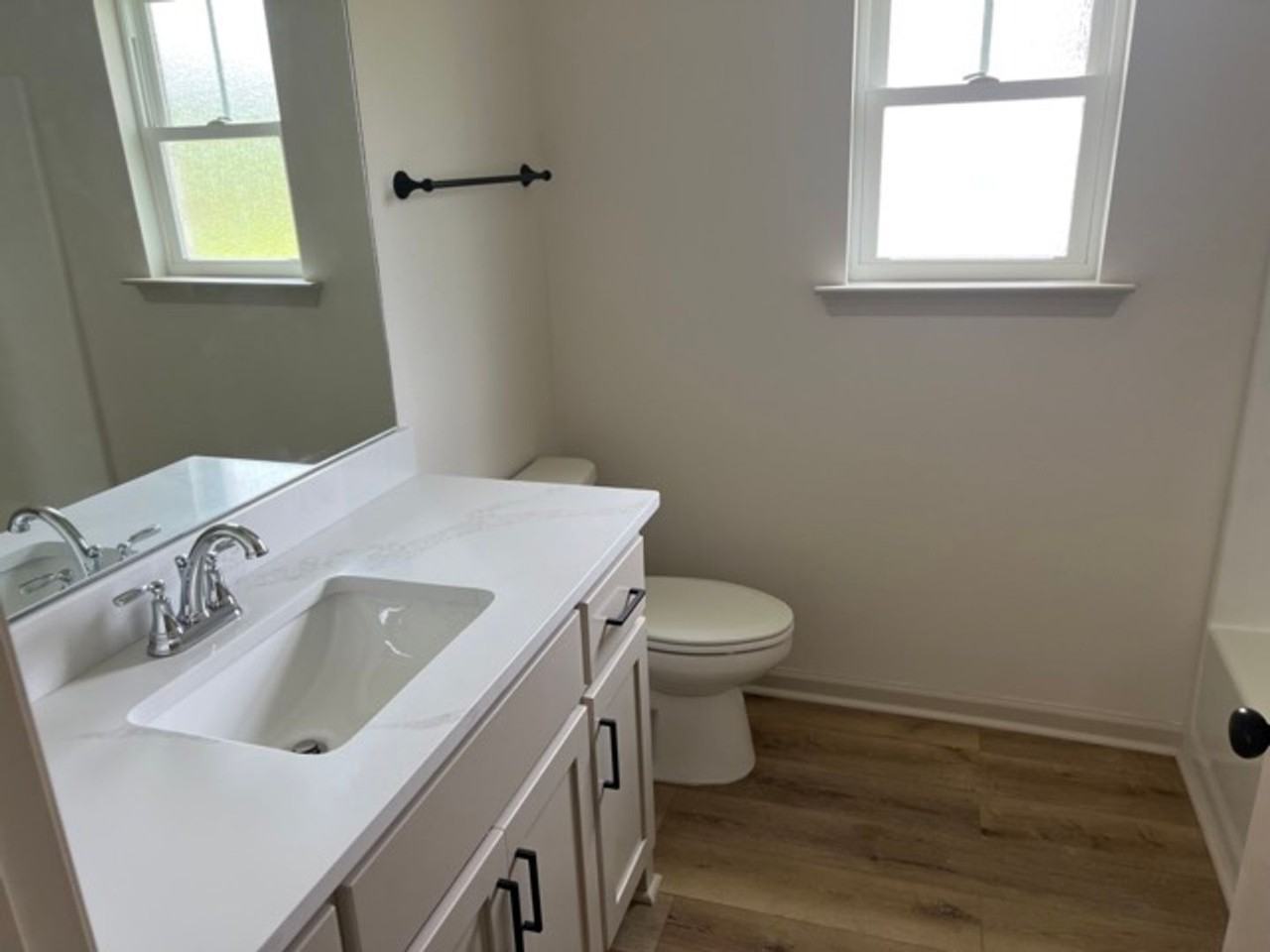 3516 Mill Point Cv - Photo 5 of 9