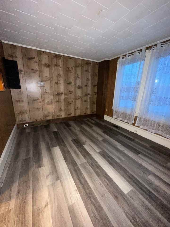 640 Main Road North - Photo 3 of 11