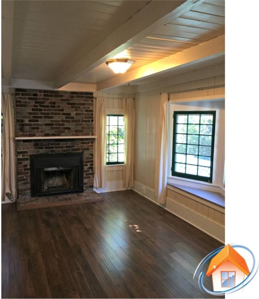 320 Main St - Photo 4 of 13