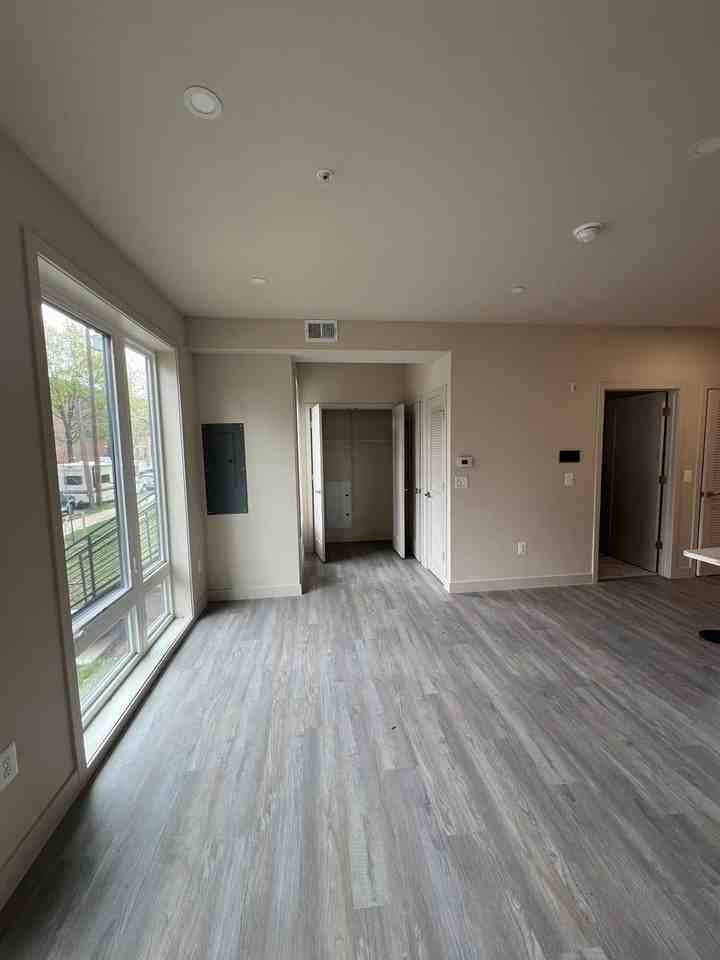 1949 Naylor Rd SE - Photo 3 of 5