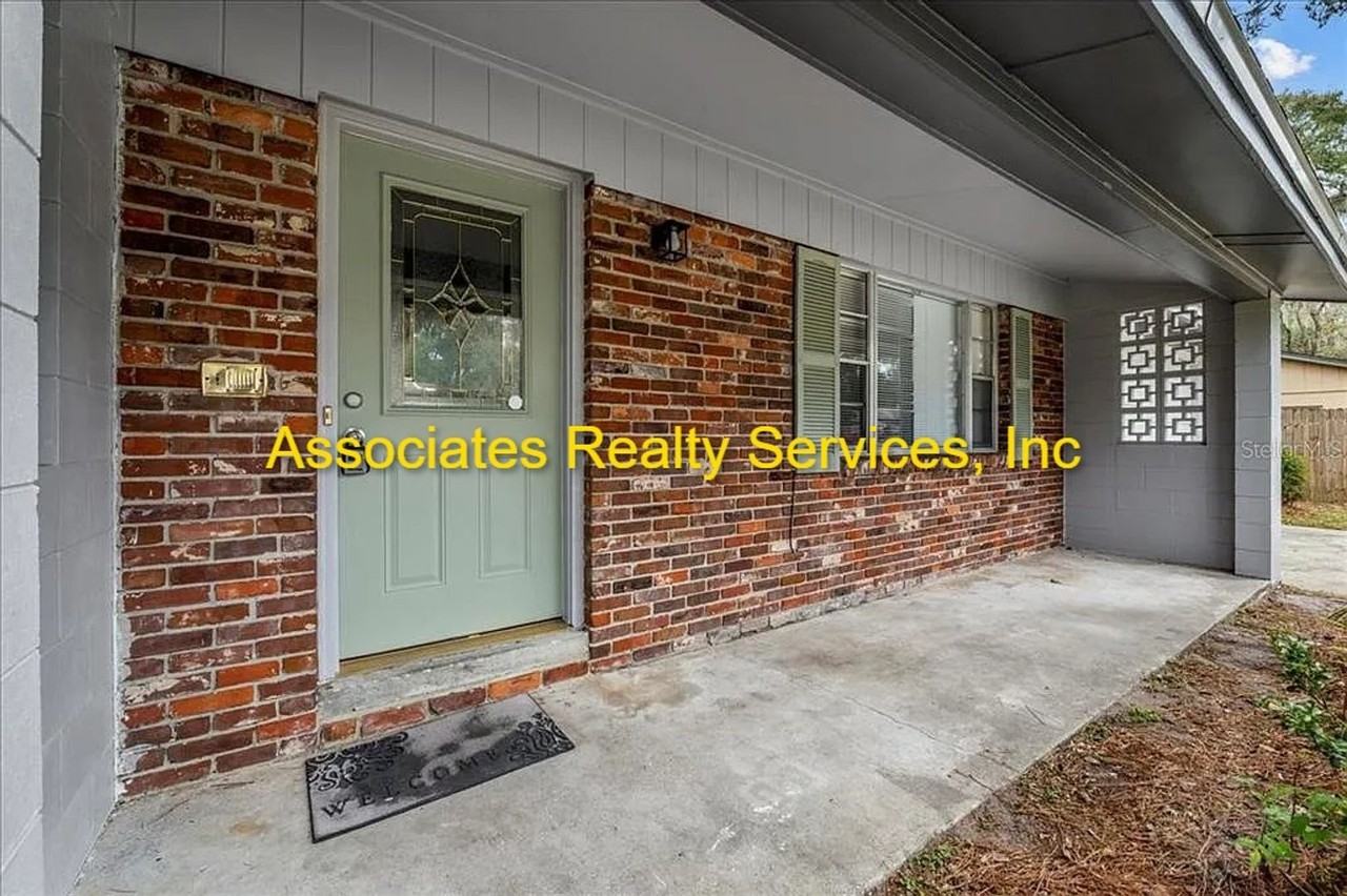 2131 Nw 54th Ter - Photo 3 of 15