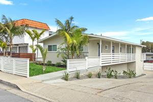 featured image of 229 La Paloma