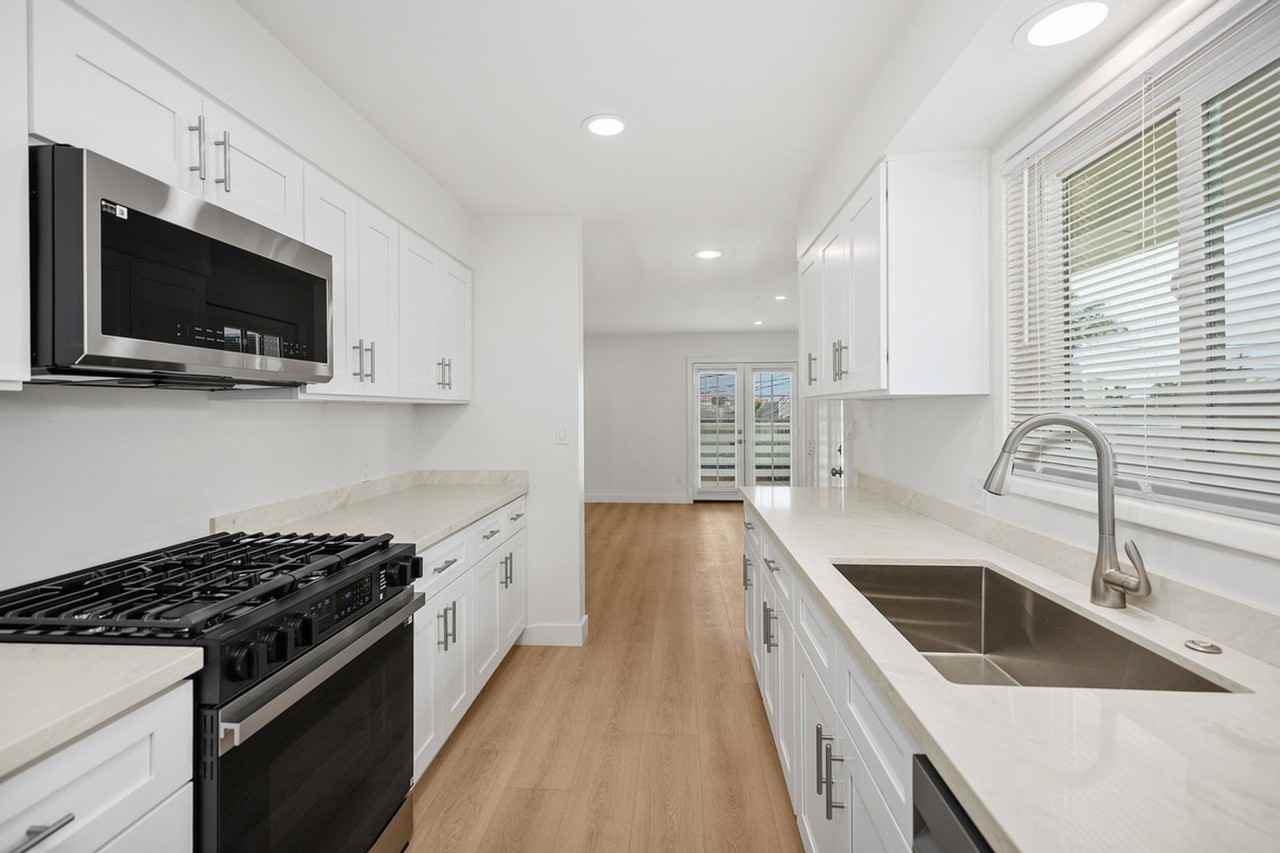 229 La Paloma - Photo 7 of 17