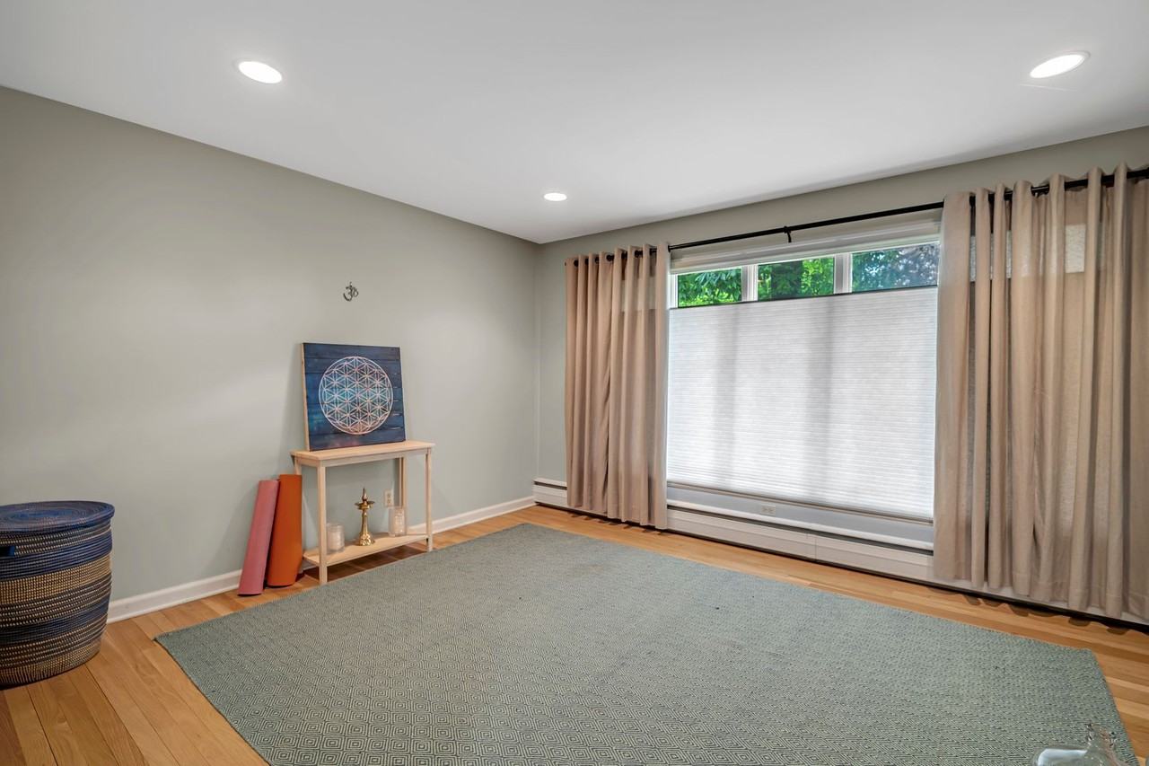 23 Forrest Blend Dr - Photo 3 of 16