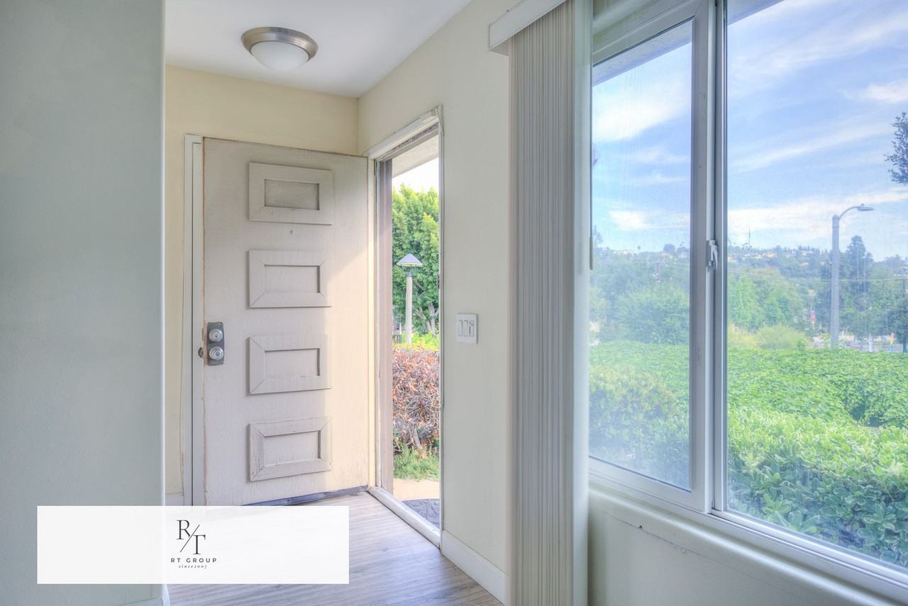 2368 Canyon Park Dr - Photo 6 of 27
