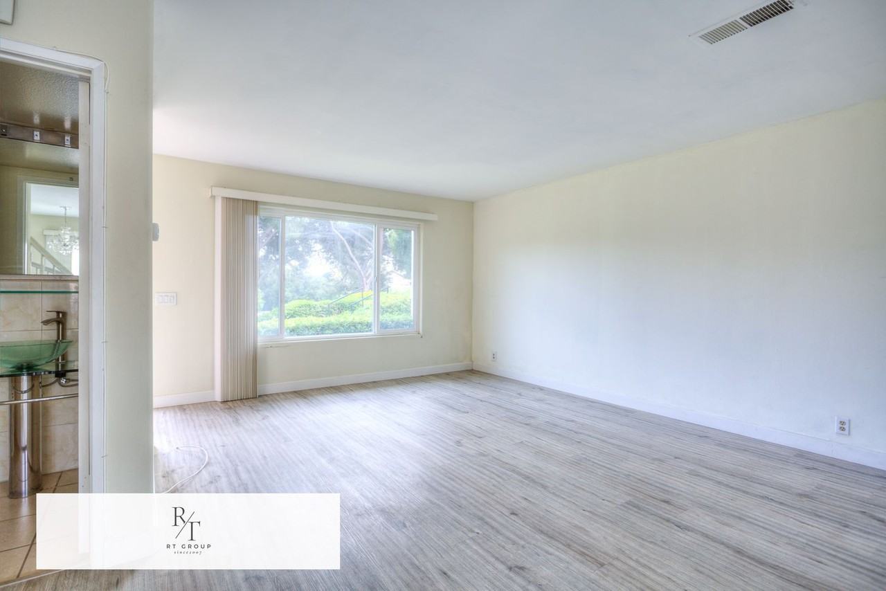 2368 Canyon Park Dr - Photo 7 of 27