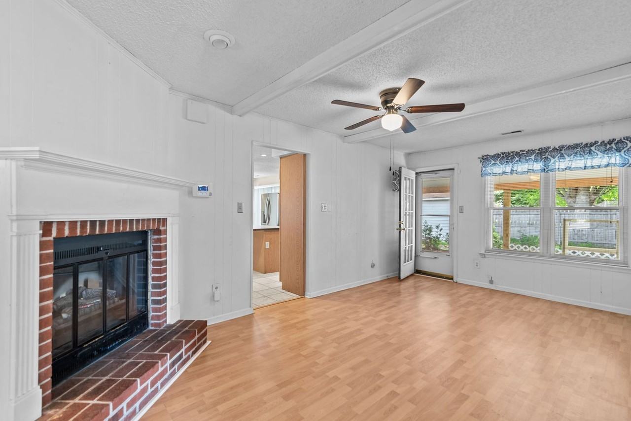 904 Scarlet Oak Ct N - Photo 6 of 29