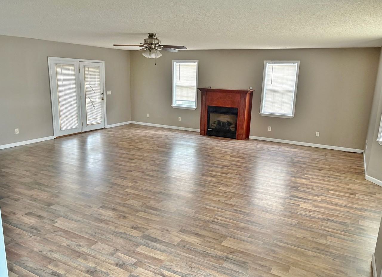 8780 County Road 747 - Photo 3 of 17