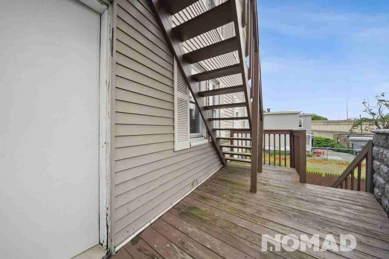 8 West Ave - Photo 3 of 22