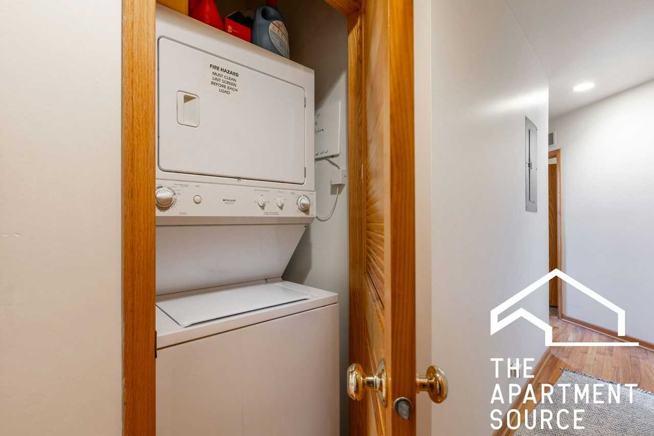 1446 North Leavitt Street, Unit 3F - Photo 5 of 14