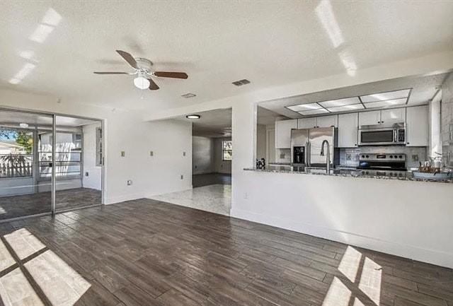 7628 Candle Drive - Photo 5 of 16