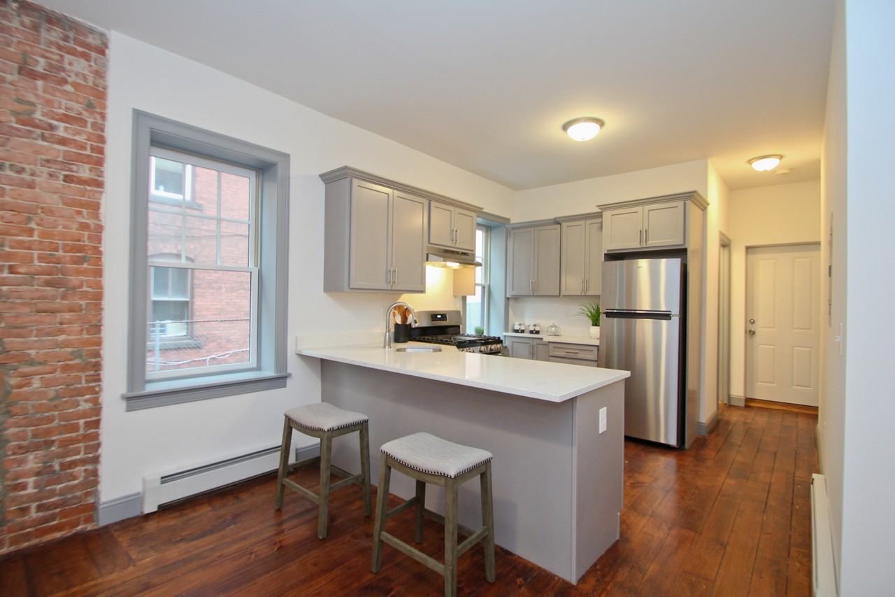 250 Lawrence St #252-3 - Photo 2 of 35