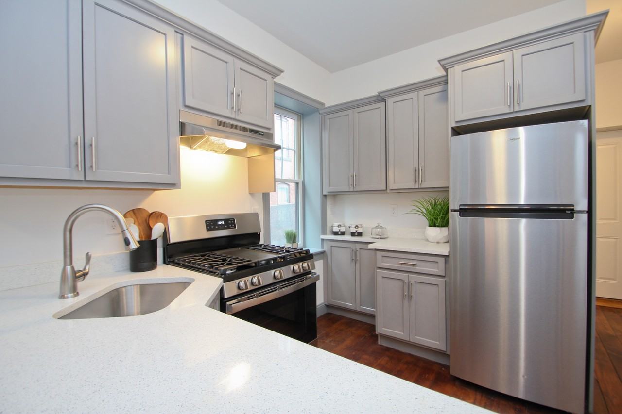 250 Lawrence St #252-3 - Photo 3 of 35