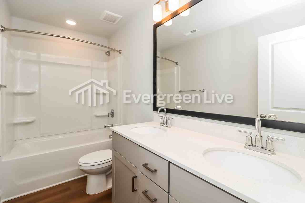 7024 Wistwood Ln - Photo 2 of 17