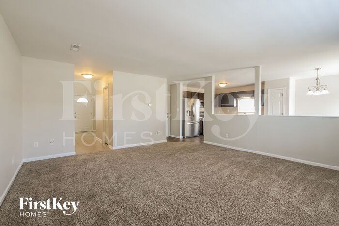 13731 N Ayrshire Cir - Photo 2 of 15