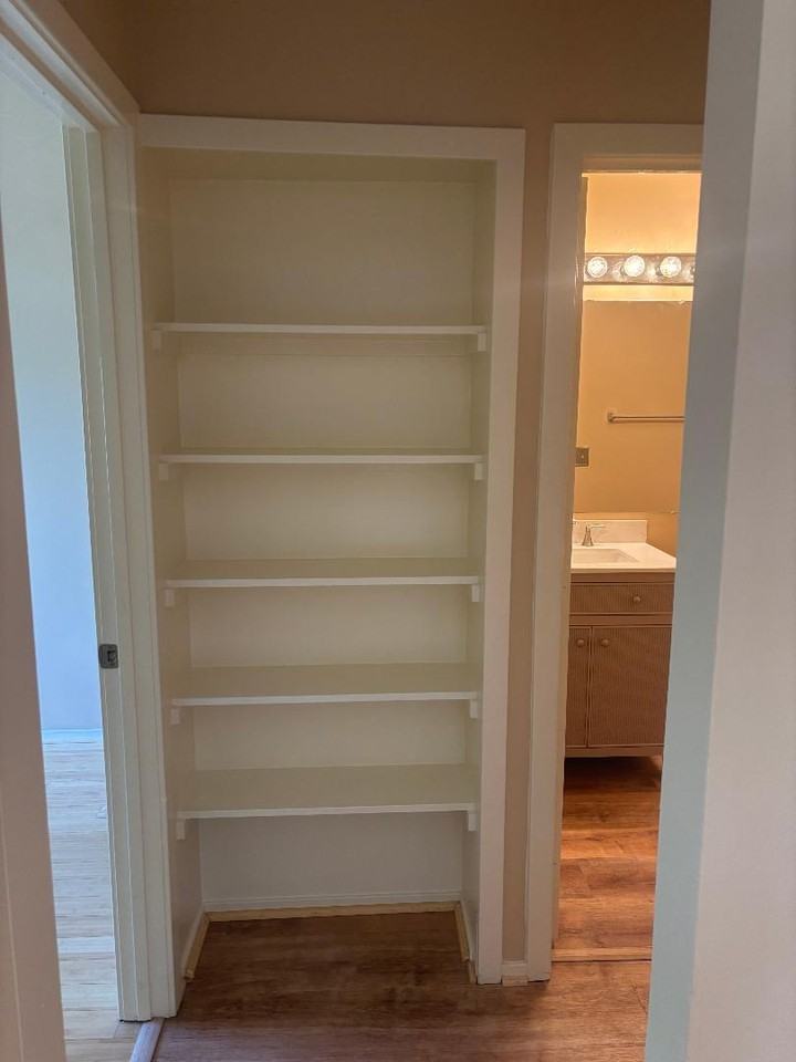 11739 Summerchase Cir #E - Photo 2 of 9