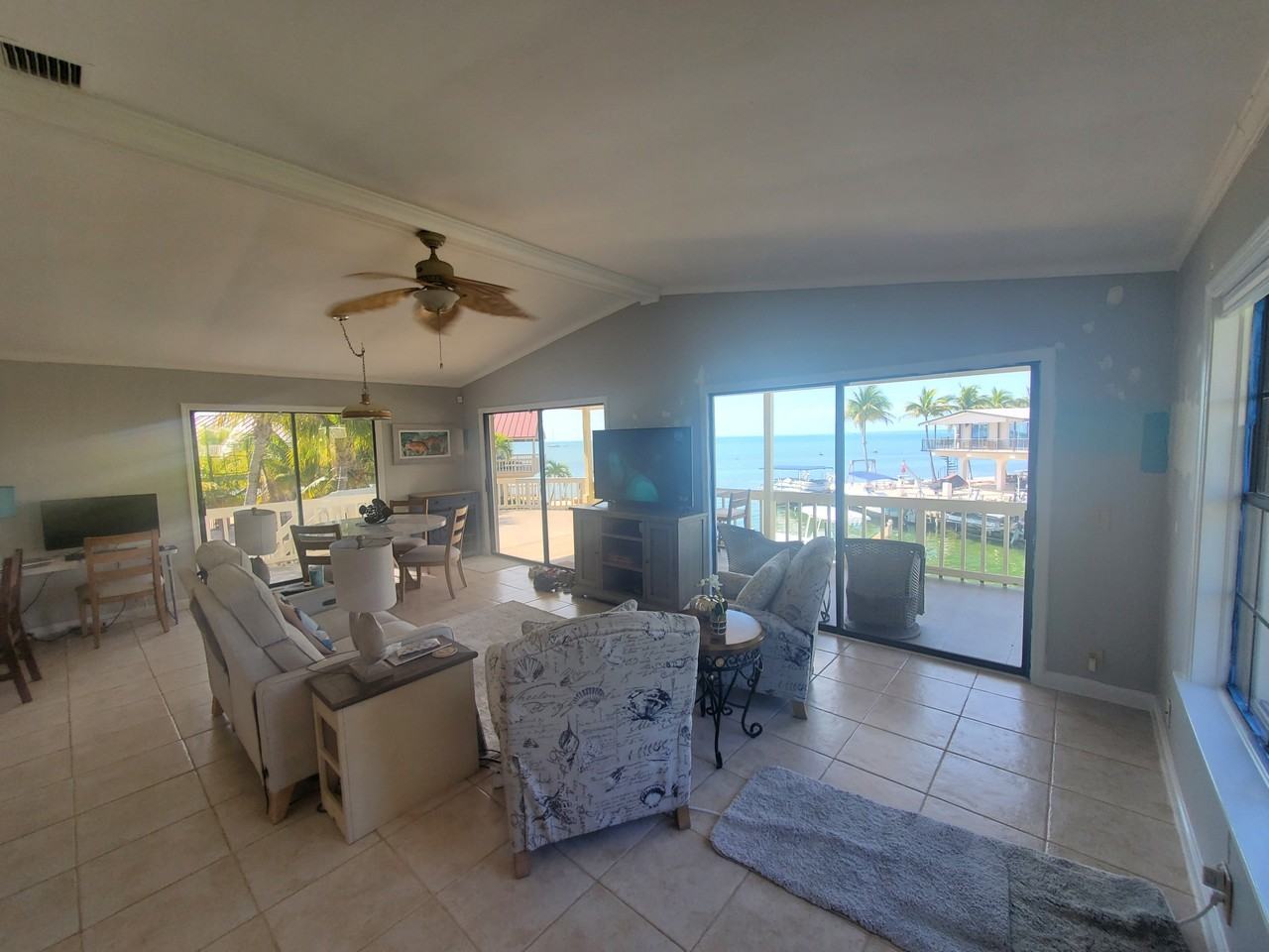 222 Bristol Ct #NA - Photo 3 of 23