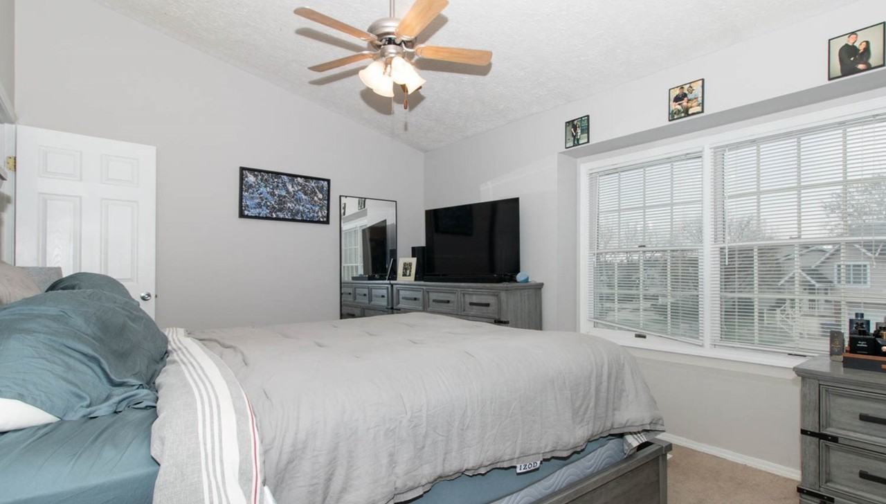 4 Shire Ct #4 - Photo 4 of 15