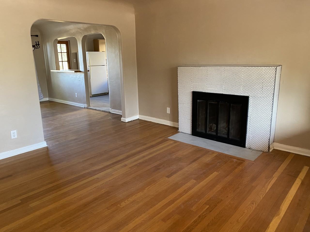 1706 Ridgecrest Dr Se #NA - Photo 2 of 11