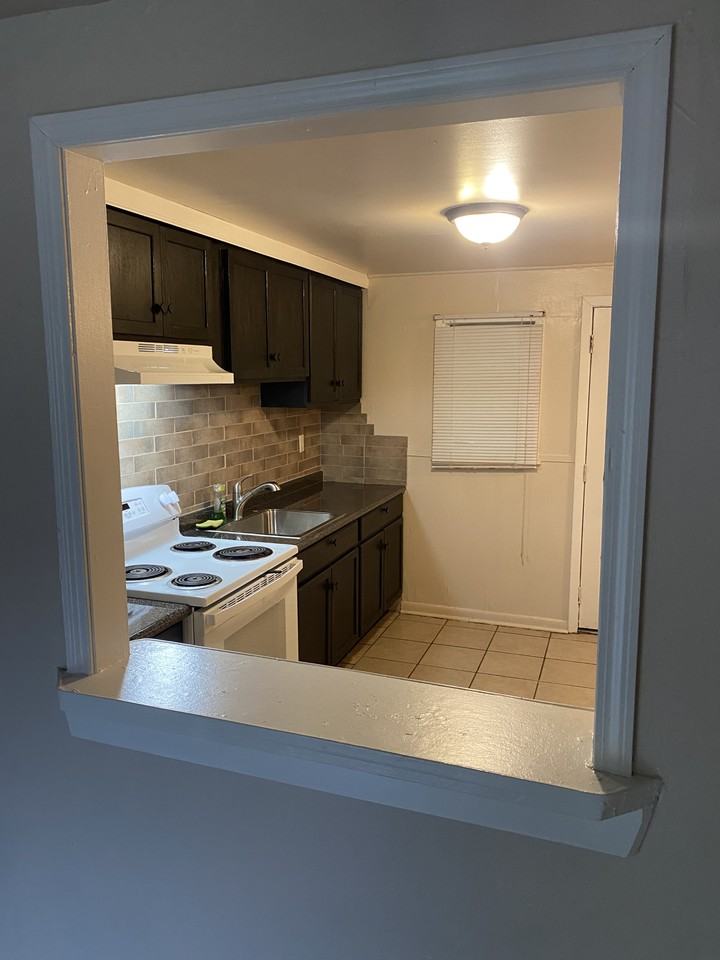 5669 Hartford Ave #NA - Photo 7 of 13