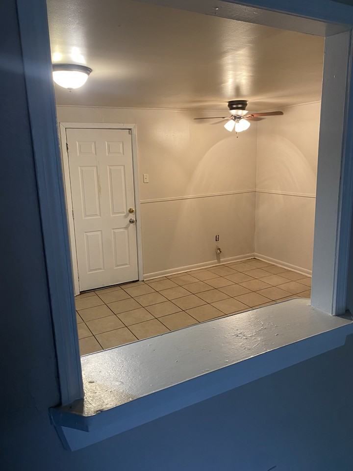 5669 Hartford Ave #NA - Photo 5 of 13