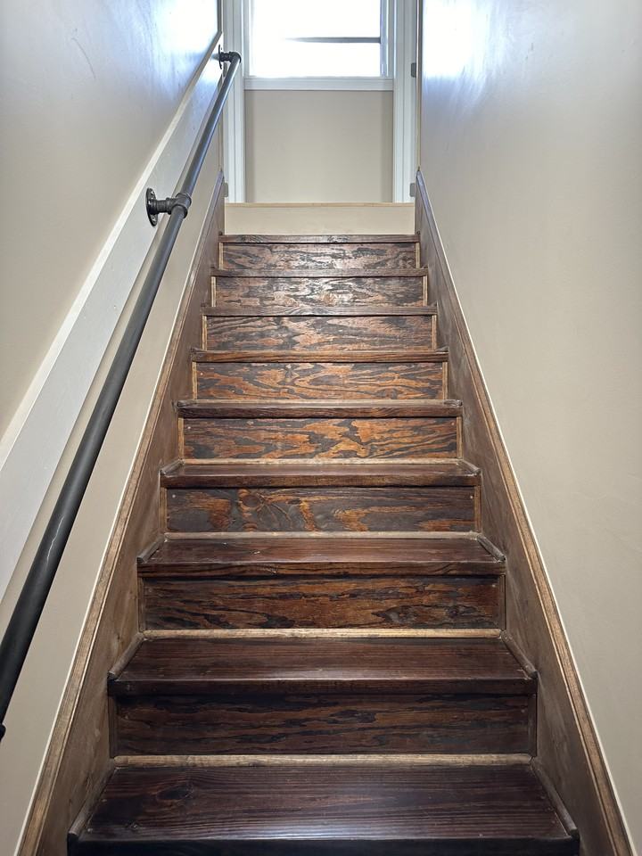 741 Barron Drive #B - Photo 7 of 10