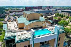 featured image of 535 W Johnson St