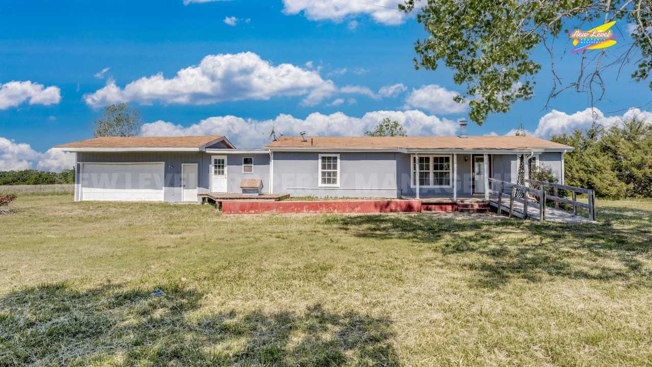 15533 Sw Us Highway 77 - Photo 2 of 20