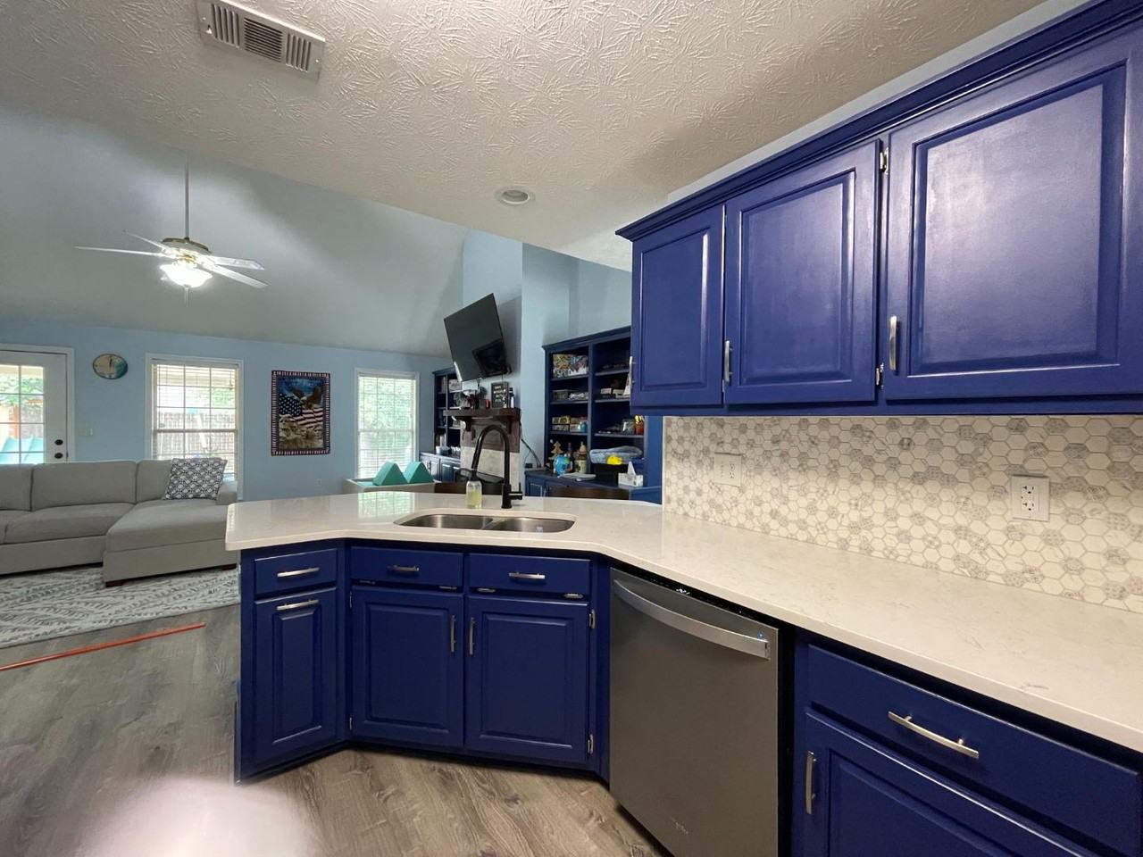 131 Lee Road 2077 - Photo 5 of 11