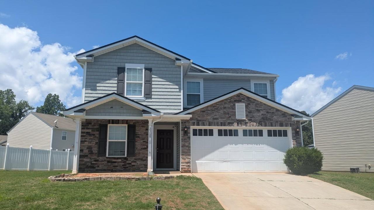 2308 Riding Trail Rd - Photo 2 of 11