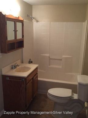 203 Lewiston Ave - Photo 2 of 8