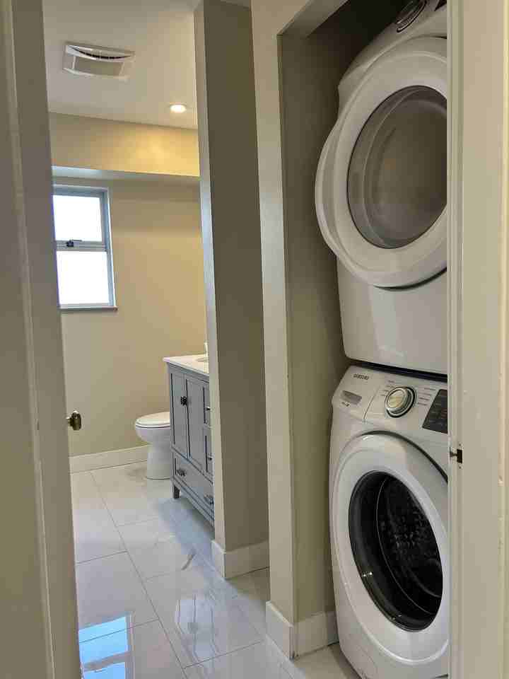 1665 East 21st Avenue - Photo 6 of 10