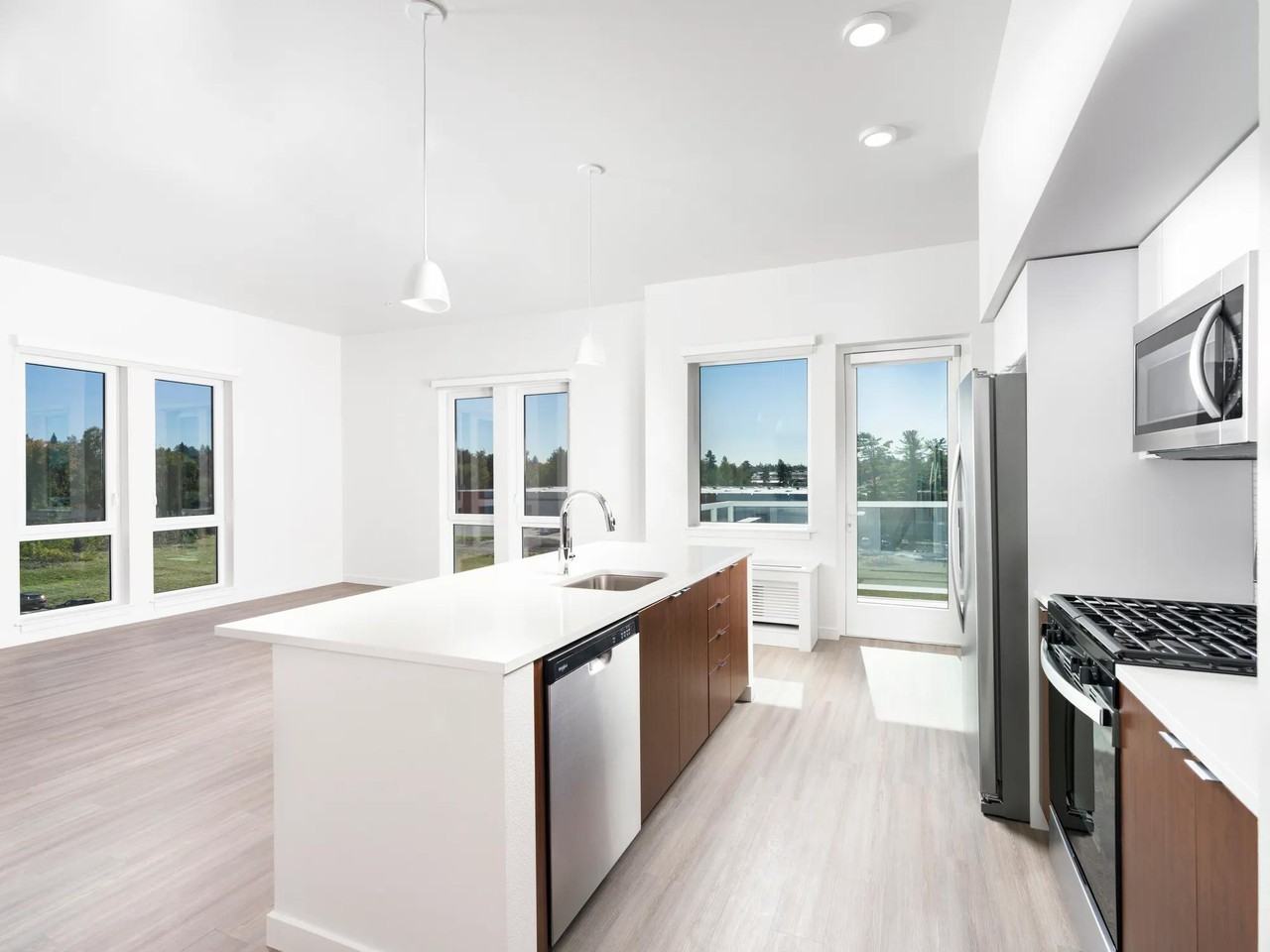 Modera Raleigh Hills - Photo 5 of 47