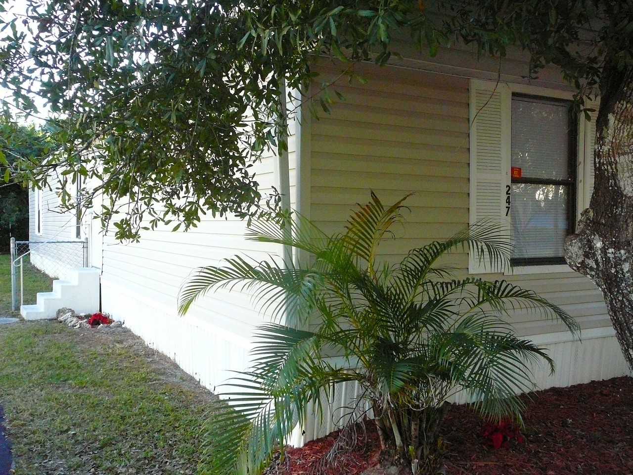 247 Stockon Street - Photo 2 of 35
