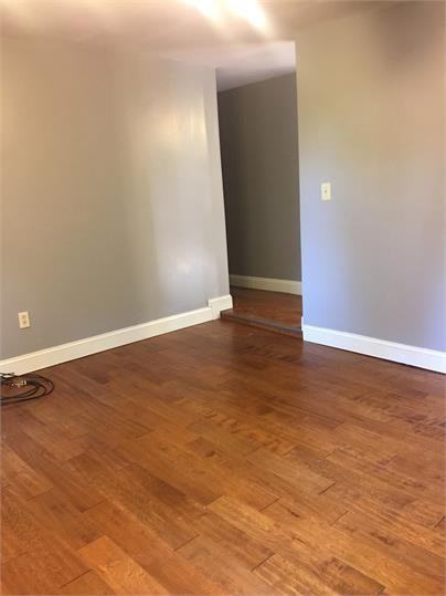 509 Willis Ave #2 - Photo 2 of 13