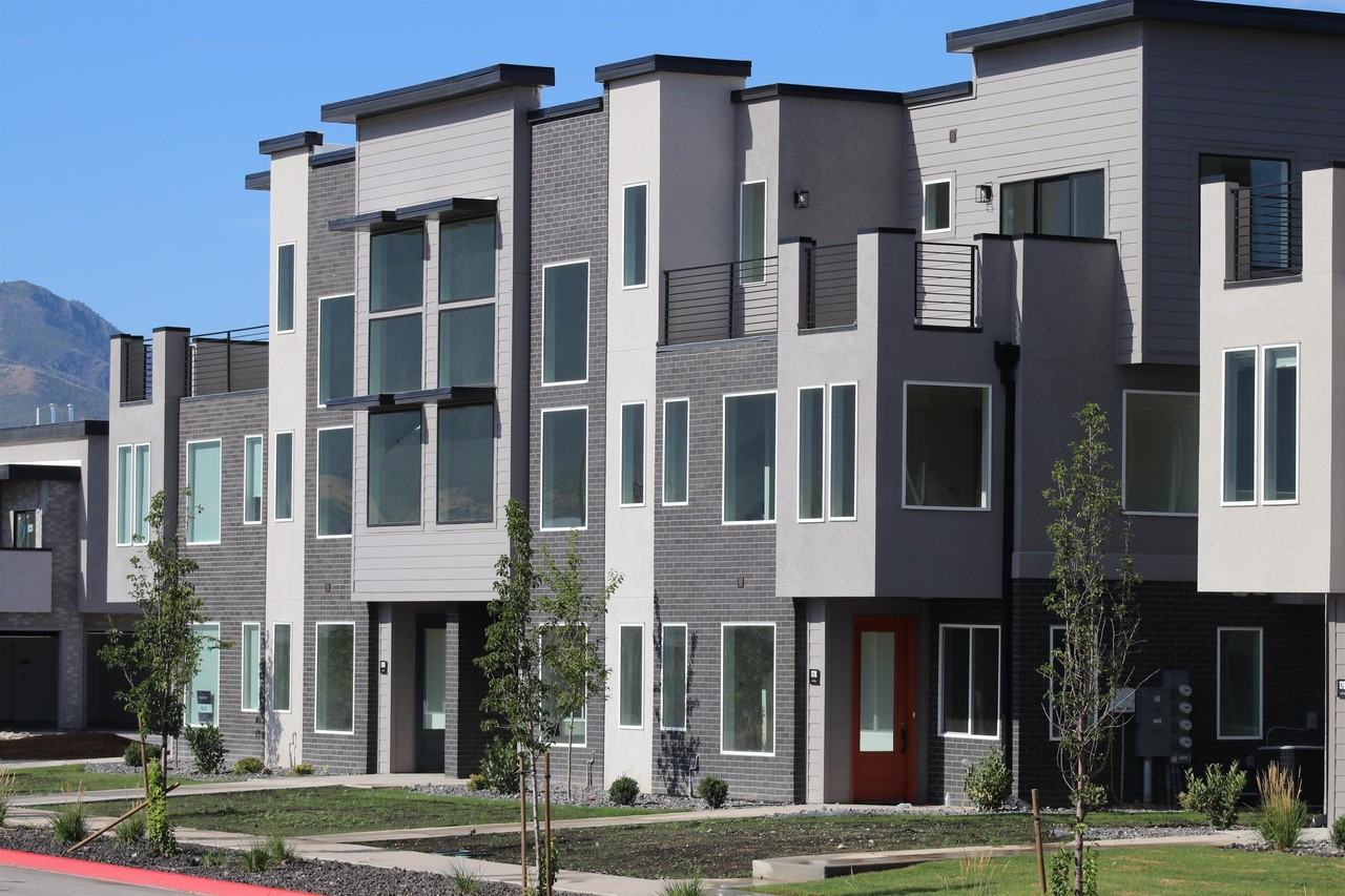 1816 Northwest #10 - Photo 6 of 30