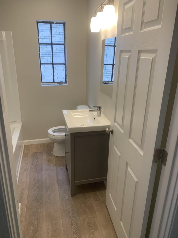 1466 Forest St #A - Photo 4 of 10