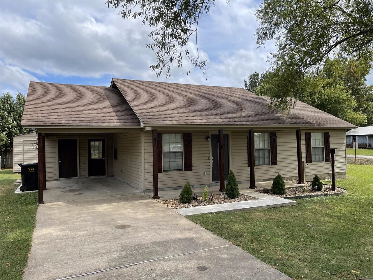 1 Heather St - Photo 2 of 22