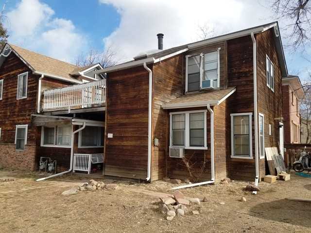 2102 Grove Cir - Photo 2 of 12