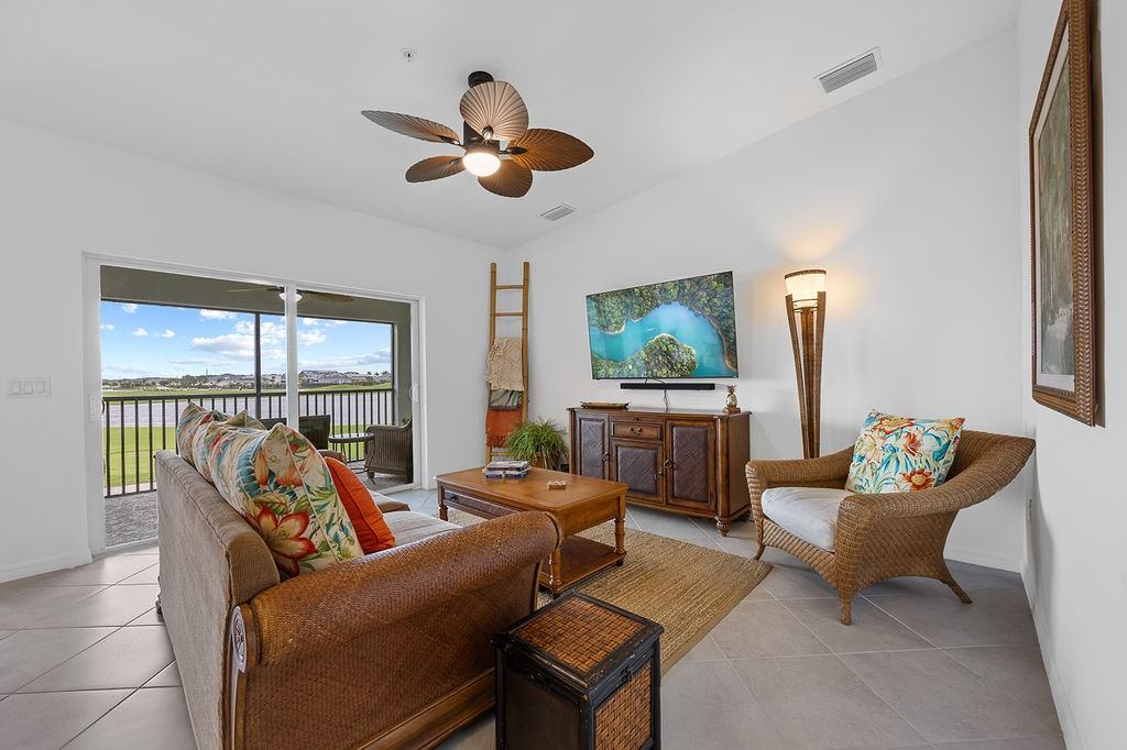 5465 Double Eagle Cir #1 - Photo 3 of 17