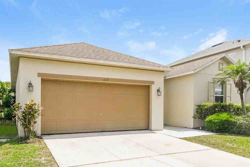 419 Janice Kay Pl - Photo 3 of 16