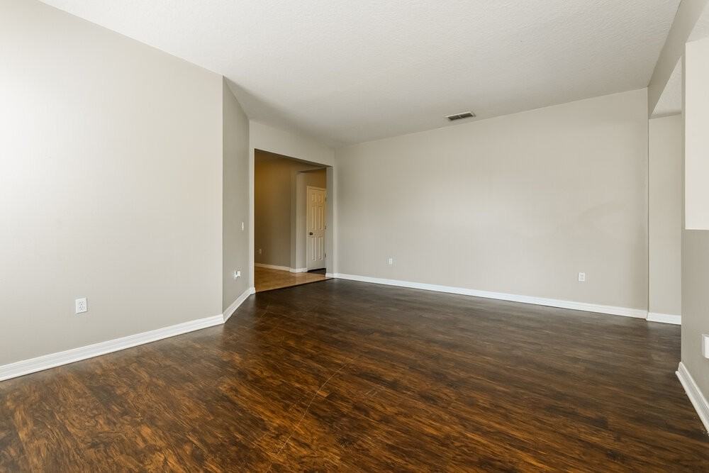 419 Janice Kay Pl - Photo 5 of 16