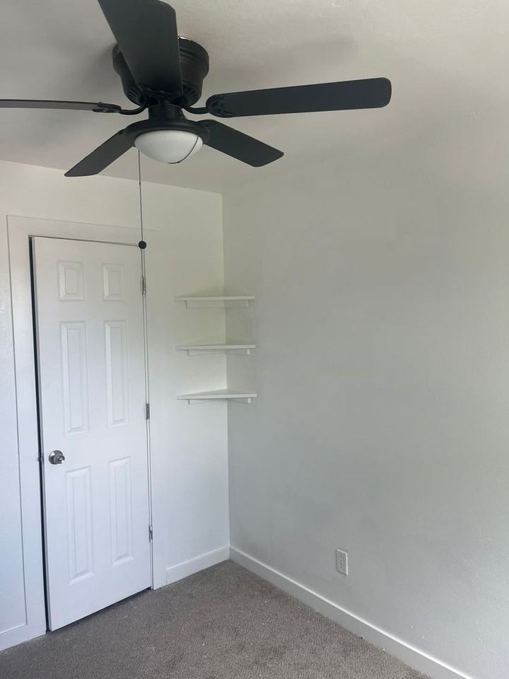 1599 S Ivory Cir - Photo 7 of 25