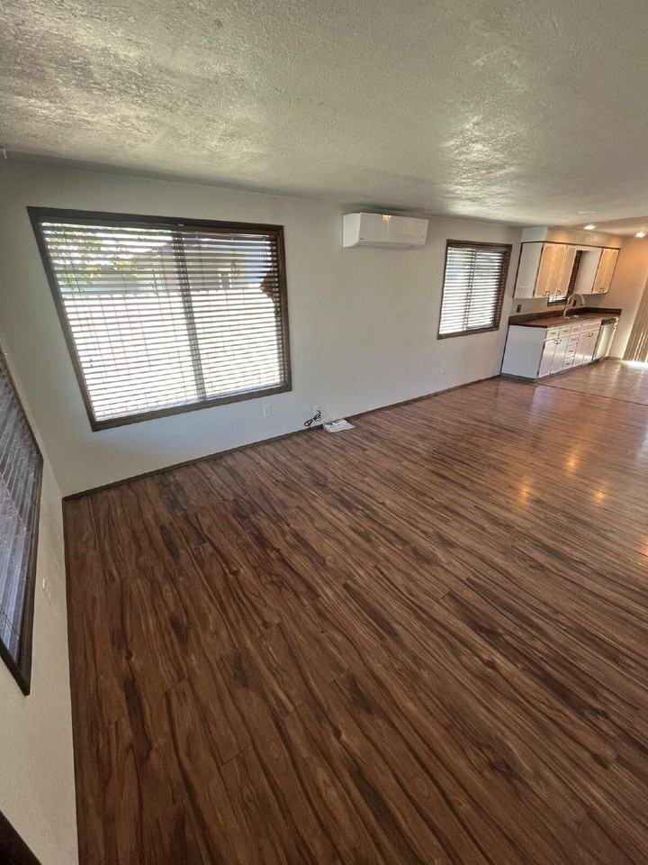 1032 Se Rummel St - Photo 2 of 16